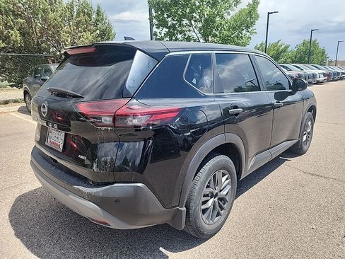 Used 2023 Nissan Rogue S AWD/4WD image 5
