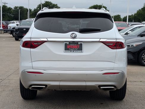 Used 2022 Buick Enclave Essence FWD image 5