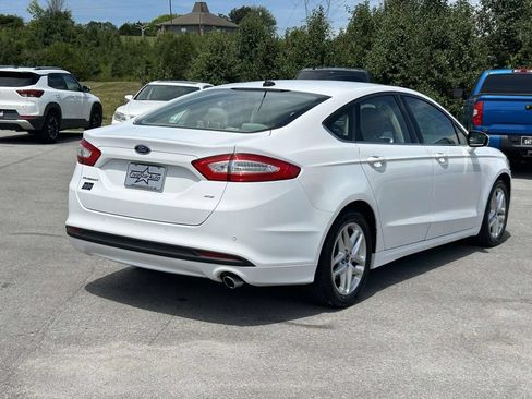 Used 2014 Ford Fusion SE FWD image 5