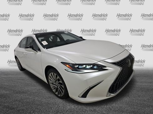 Used 2024 Lexus ES 350 Ultra Luxury image 3