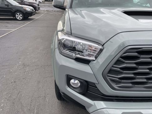 Used 2023 Toyota Tacoma TRD Sport image 13