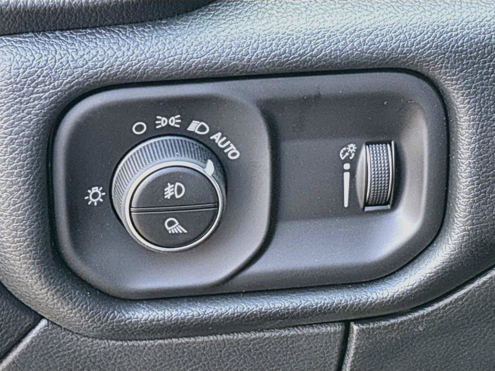 New 2026 RAM 2500 Warlock AWD/4WD image 14