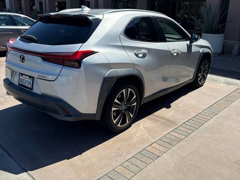 Used 2019 Lexus UX 200 w/ Premium Package FWD image 1