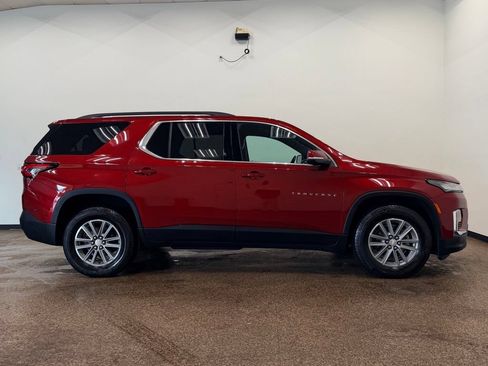 Used 2023 Chevrolet Traverse LT AWD/4WD image 7