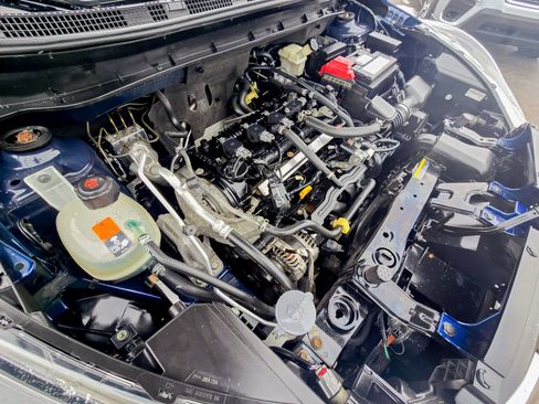 Used 2018 Nissan Kicks SV image 31