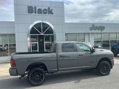New 2025 RAM 2500 Big Horn image 4