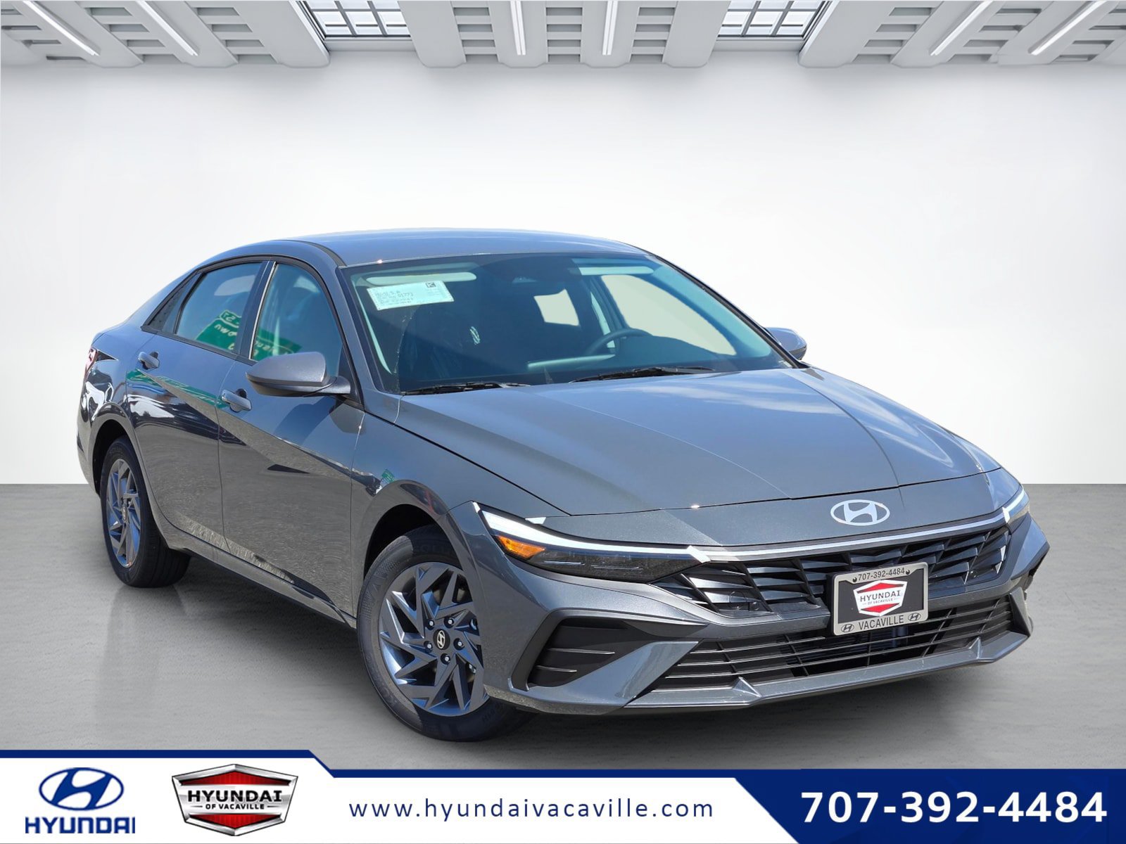 New 2026 Hyundai Elantra Hybrid FWD image 1