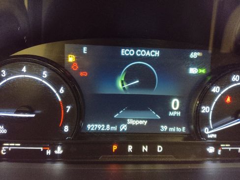 Used 2020 Lincoln Corsair FWD w/ Equipment Group 101A image 23