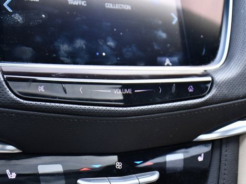 Used 2018 Cadillac XT5 Luxury w/ LPO, Wheel Lock Package image 31