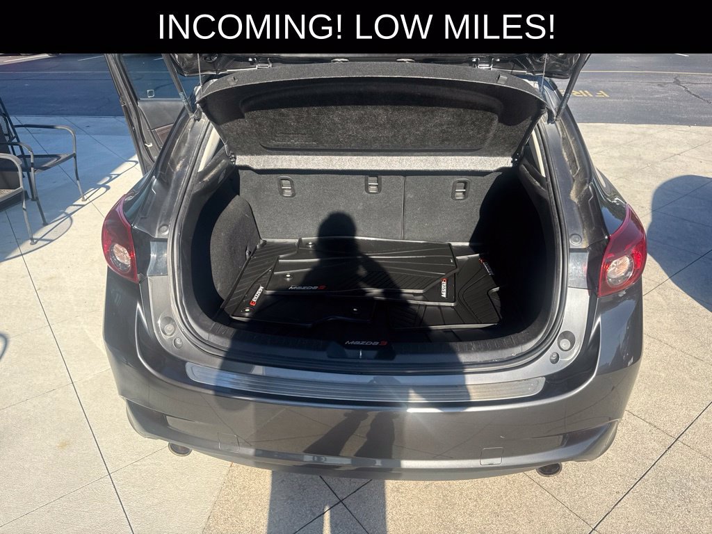 Used 2017 MAZDA MAZDA3 Grand Touring FWD image 21