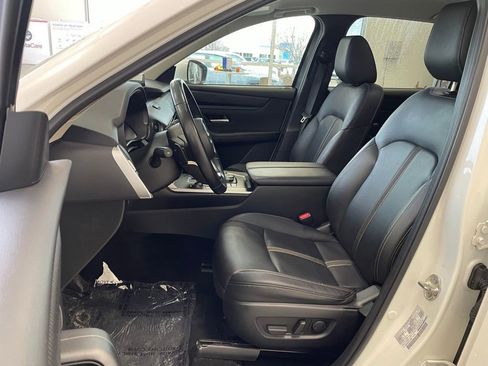 Used 2024 MAZDA CX-90 3.3 Turbo w/ Select Package image 8