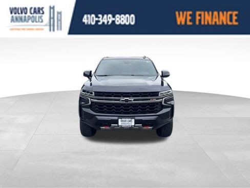 Used 2022 Chevrolet Tahoe Z71 w/ Luxury Package AWD/4WD image 3