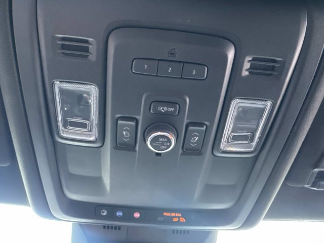 Used 2022 Cadillac Escalade Luxury RWD image 23