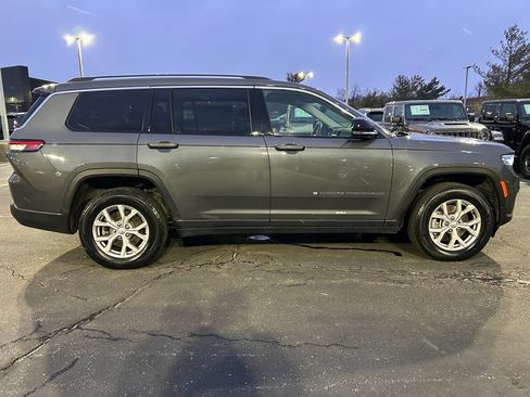 Used 2022 Jeep Grand Cherokee L Limited w/ Trailer Tow Group (B) image 8