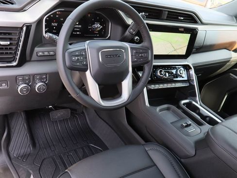 New 2026 GMC Sierra 2500 Denali w/ Denali Reserve Package AWD/4WD image 8