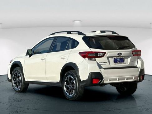 Used 2023 Subaru Crosstrek 2.0i Premium image 4