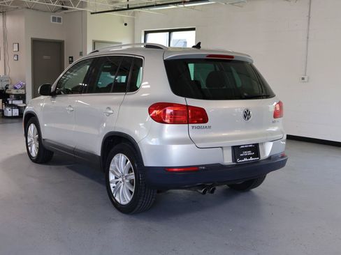 Used 2015 Volkswagen Tiguan S FWD image 4