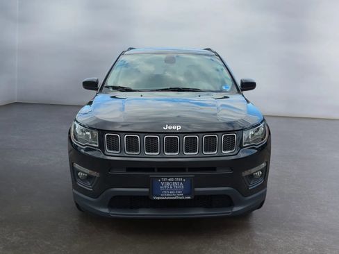 Used 2018 Jeep Compass Latitude w/ Popular Equipment Group AWD/4WD image 8