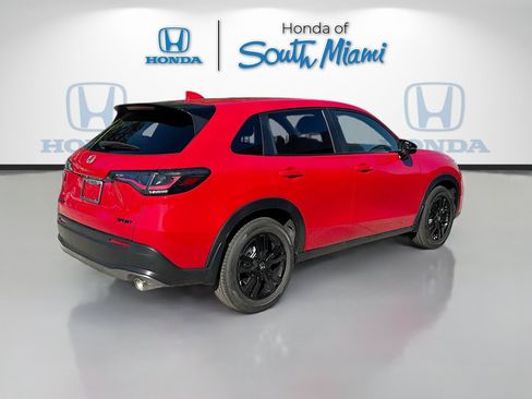 Certified 2026 Honda HR-V Sport image 7