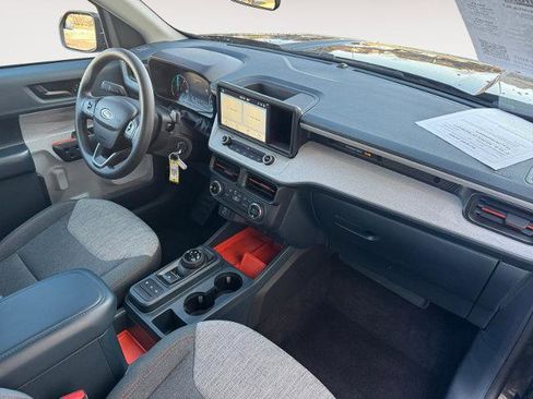 Certified 2022 Ford Maverick XLT image 15