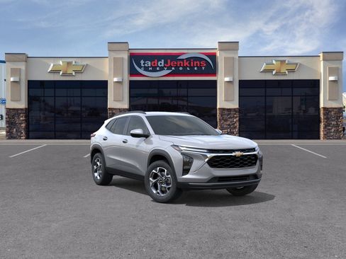 New 2026 Chevrolet Trax LT w/ LT Convenience Package FWD image 25