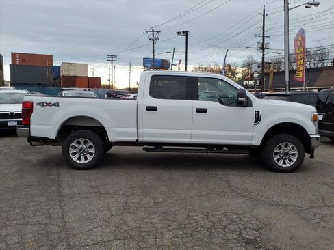 Used 2022 Ford F250 XLT w/ Snow Plow Prep Package image 8