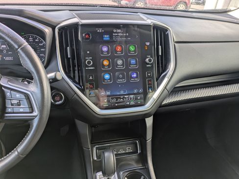 Used 2025 Subaru Ascent Premium AWD/4WD image 24
