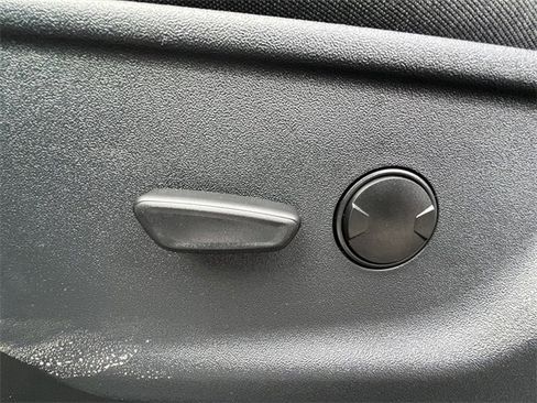 New 2025 Ford F150 Lightning XLT image 12