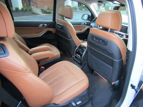 Used 2020 BMW X7 xDrive40i w/ Luxury Seating Package image 20