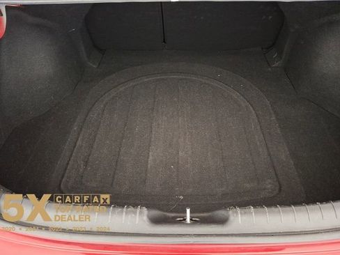 Certified 2024 Hyundai Elantra Limited image 34