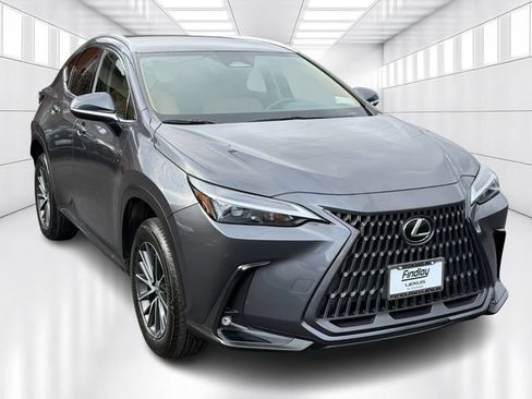 Certified 2023 Lexus NX 250 AWD image 3