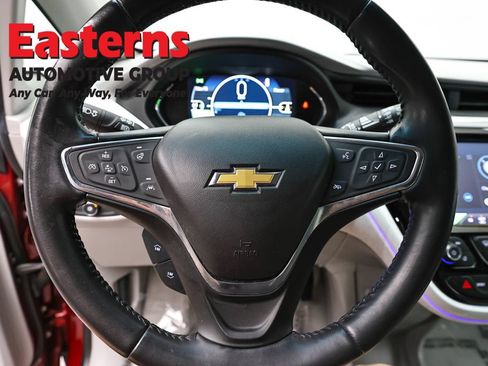 Used 2018 Chevrolet Bolt Premier w/ Driver Confidence II Package FWD image 10