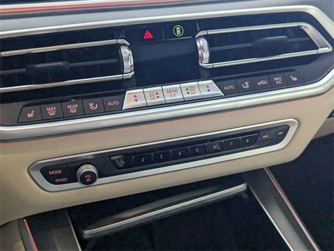 Used 2022 BMW X5 sDrive40i w/ Premium Package image 23