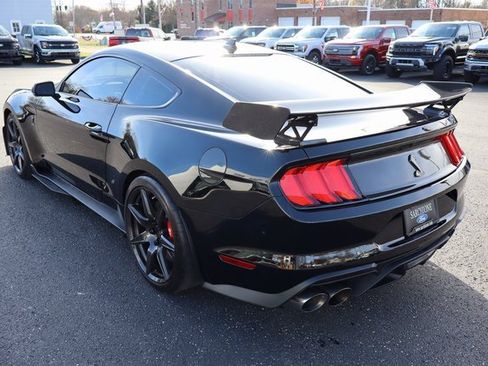 Used 2022 Ford Mustang Shelby GT500 w/ Carbon Fiber Track Pack image 16