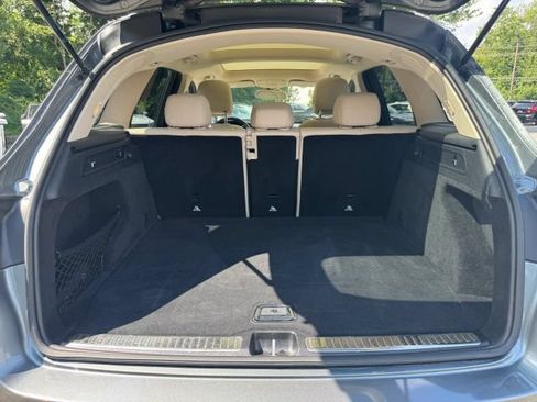Used 2018 Mercedes-Benz GLC 300 4MATIC w/ Multimedia Package image 23