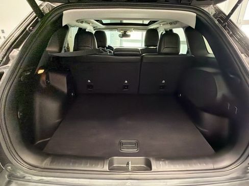 Used 2019 Jeep Cherokee Limited AWD/4WD image 22