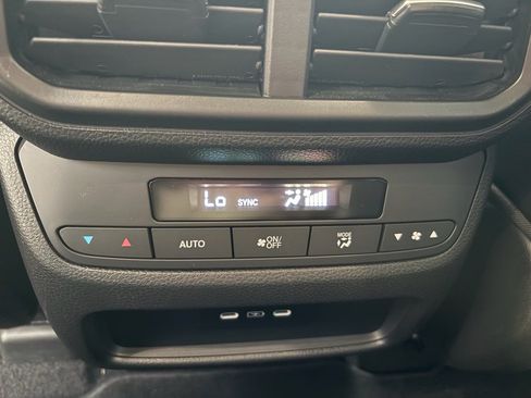 Certified 2025 Honda Pilot EX-L image 26