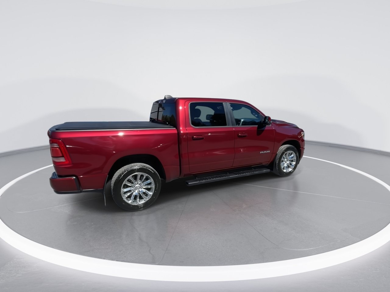 Used 2024 RAM 1500 Laramie AWD/4WD image 20