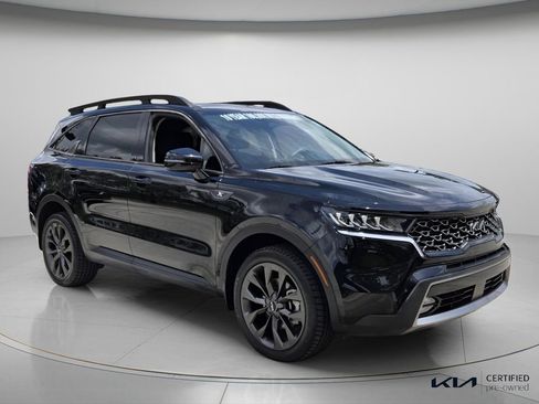 Certified 2022 Kia Sorento X-Line EX AWD/4WD image 9