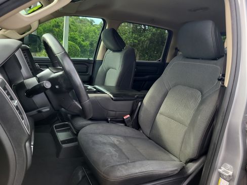 Used 2019 RAM 1500 Tradesman RWD image 20