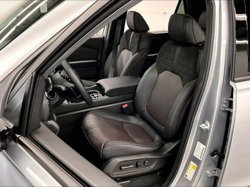 Used 2026 Honda Pilot Black Edition image 24