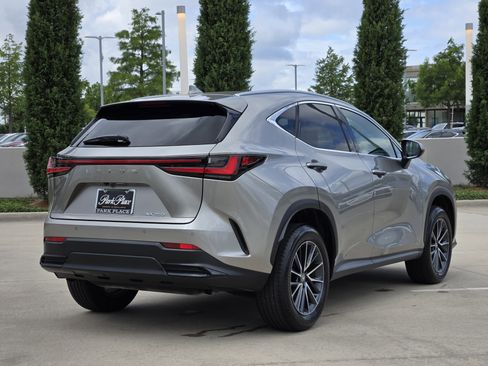 Certified 2025 Lexus NX 250 FWD w/ Towing Package (2000 Lbs) image 5