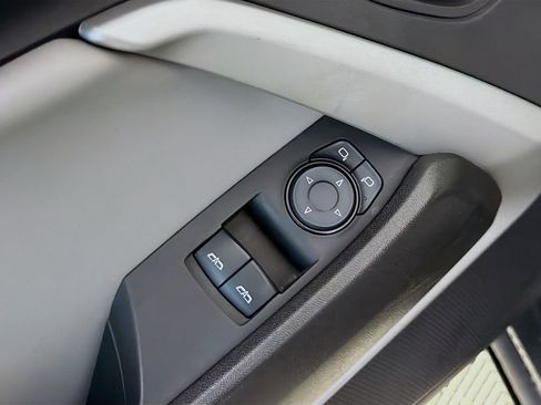 Used 2016 Chevrolet Camaro LT image 21