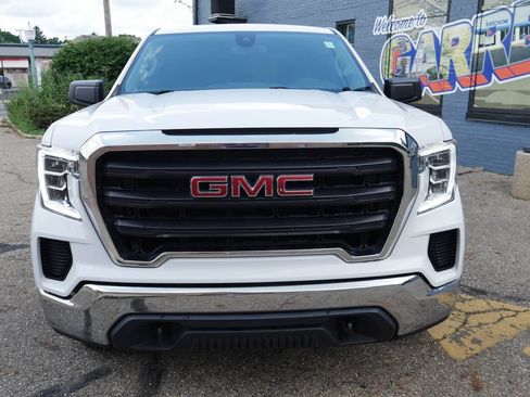 Used 2021 GMC Sierra 1500 4x4 Crew Cab w/ Sierra Value Package image 2