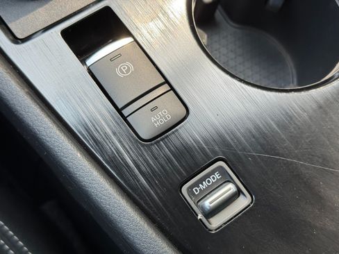 Used 2022 Nissan Rogue S FWD image 26