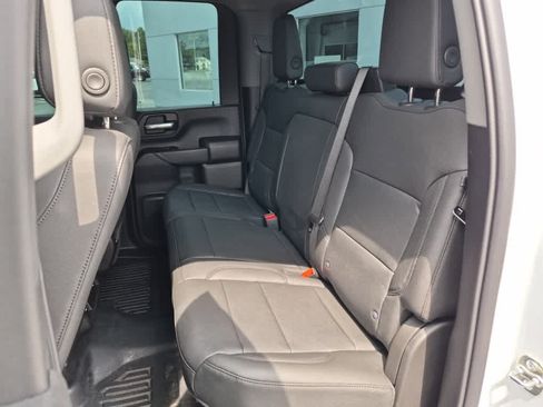 Used 2026 GMC Sierra 2500 Pro AWD/4WD image 7