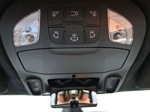 New 2026 Chrysler Pacifica Pinnacle w/ Trailer Tow Group FWD image 51