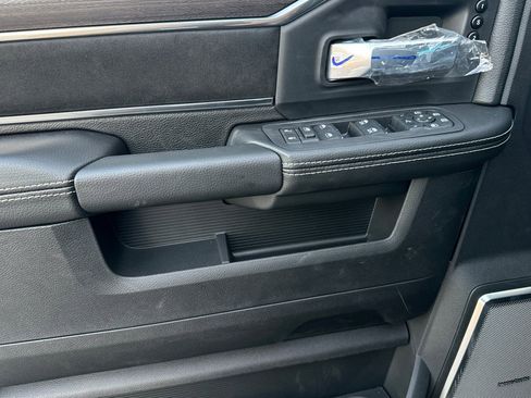 Used 2026 RAM 2500 Laramie image 12