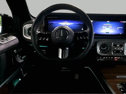 Used 2025 Mercedes-Benz G 580 w/ EQ Technology image 5