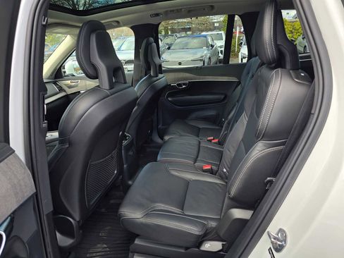 Certified 2022 Volvo XC90 T8 Inscription w/ Advanced Package image 16